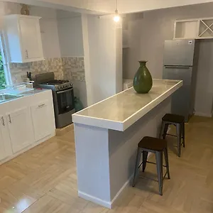 Apartment Jean Olive